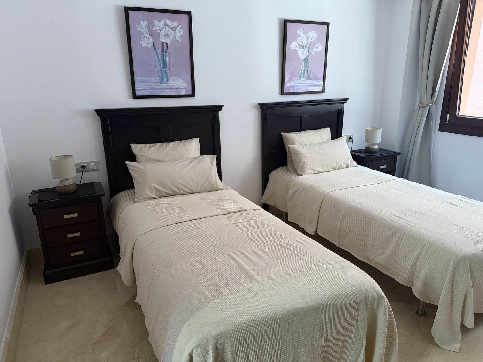 Twin bedroom with two single beds