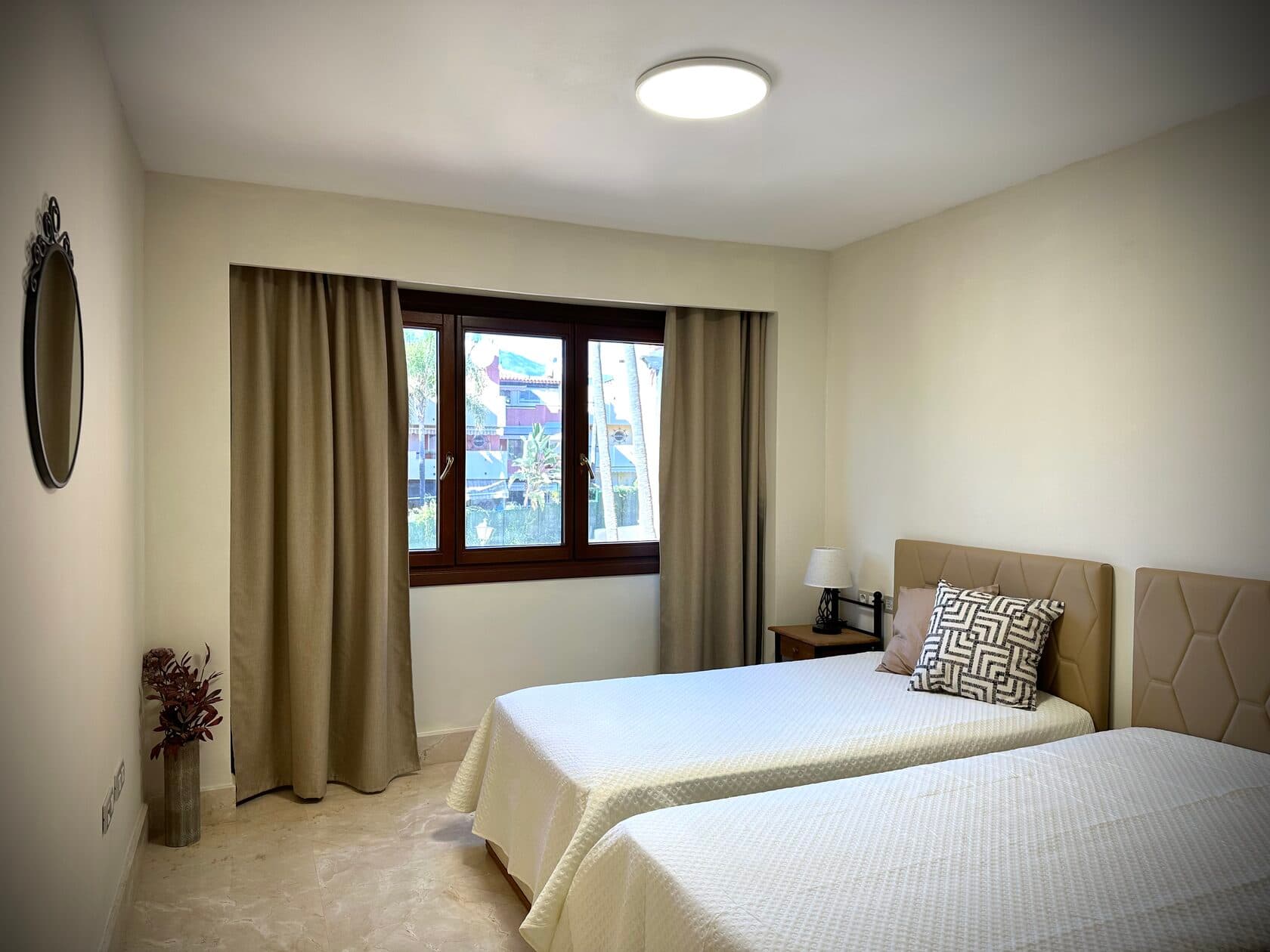 Twin bedroom with two single beds