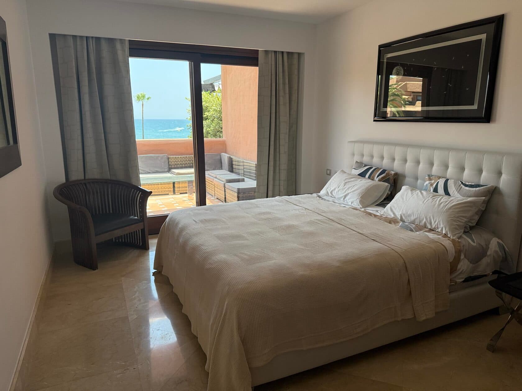 Master bedroom with sea-view terrace