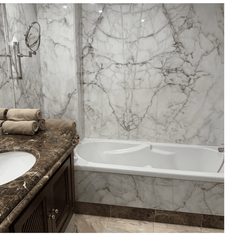 Second bathroom bathtub